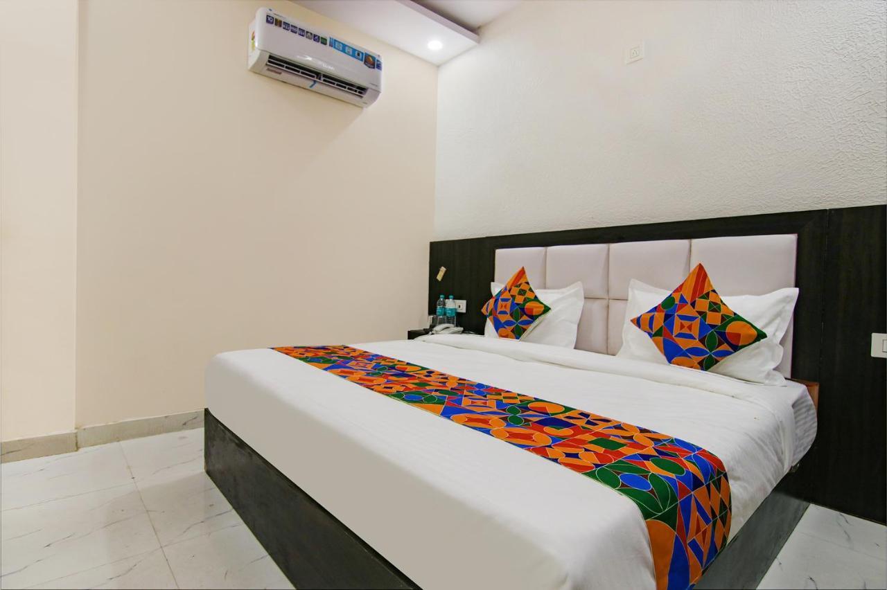 Zirakpur Fabhotel Palm Plaza מראה חיצוני תמונה