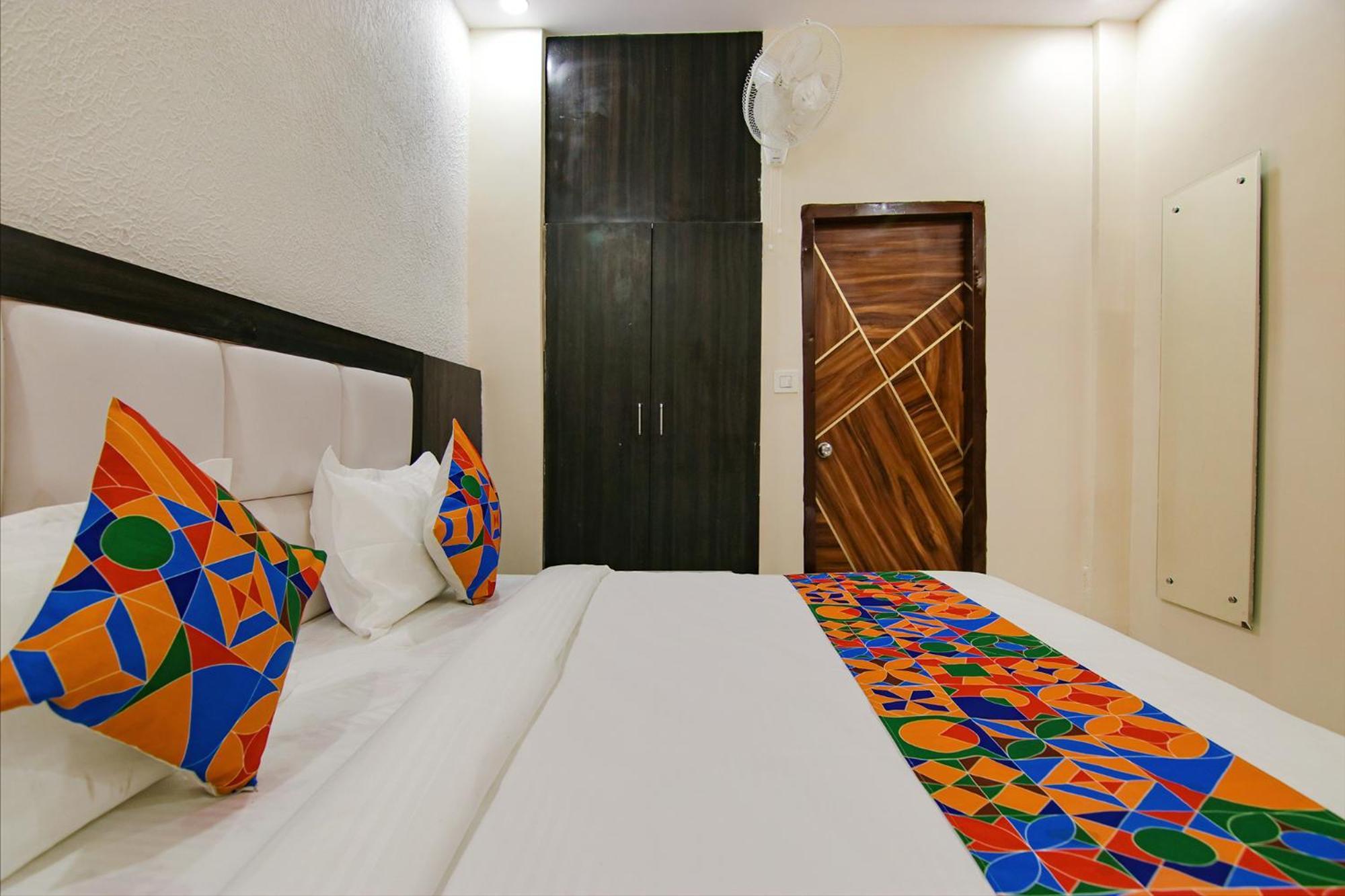 Zirakpur Fabhotel Palm Plaza מראה חיצוני תמונה
