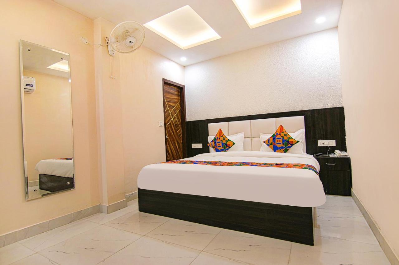 Zirakpur Fabhotel Palm Plaza מראה חיצוני תמונה